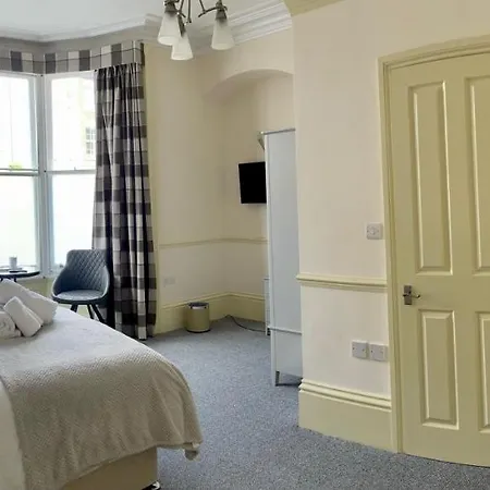 The Lansbury - 3* Whitby