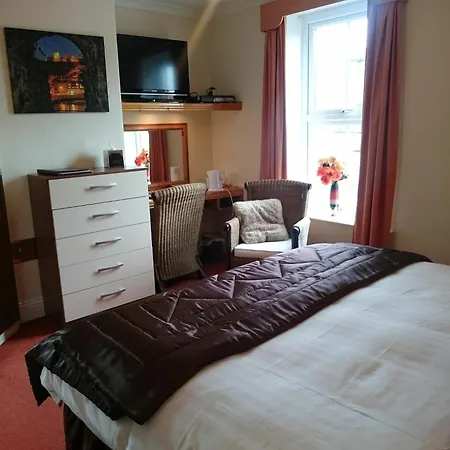 The Lansbury - Pensionat 3*