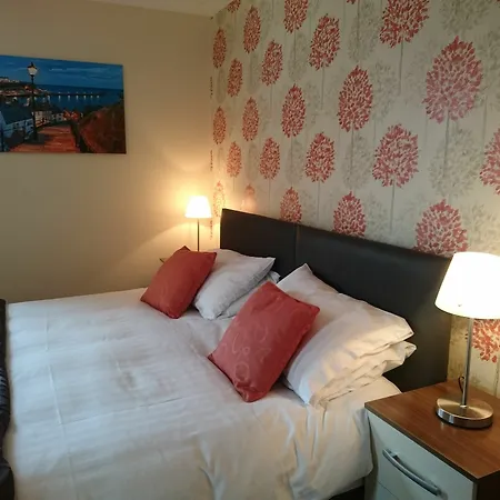 The Lansbury - 3*