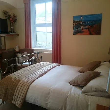 The Lansbury - Pensionat Whitby