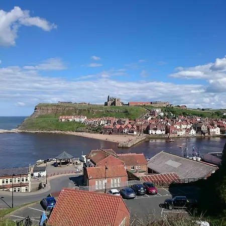 The Lansbury - Pensionat 3*