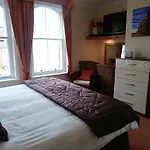 The Lansbury - 3* Whitby