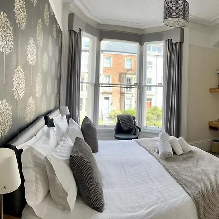 The Lansbury - 3* Whitby