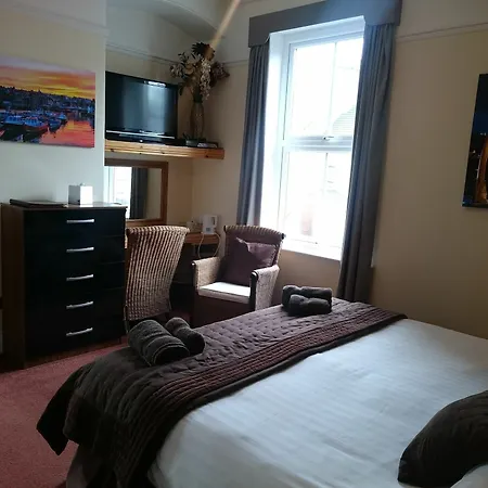 The Lansbury - 3* Whitby