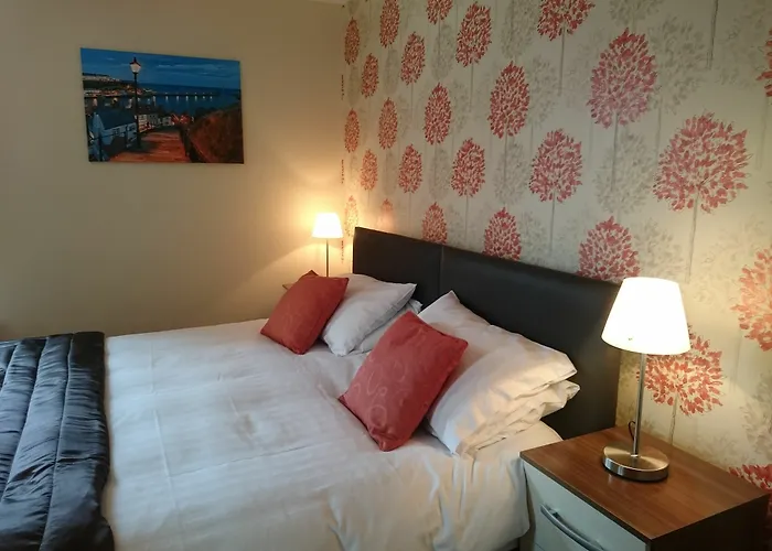 The Lansbury - 3*