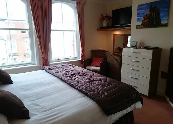 The Lansbury - 3* Whitby