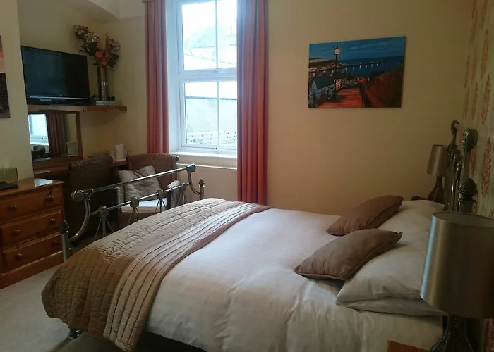 The Lansbury - Guest house Whitby