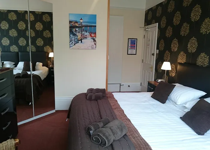 The Lansbury - 3*