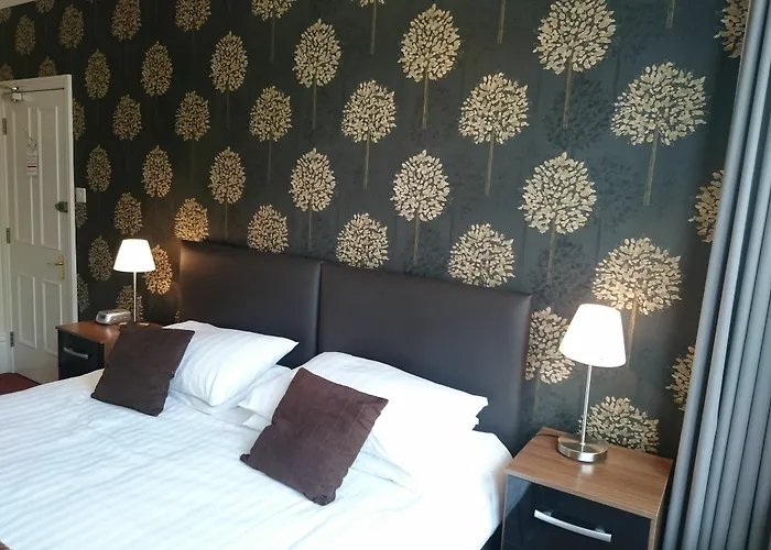 The Lansbury - Guest house 3*