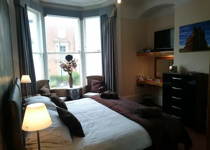 The Lansbury - 3* 惠特比